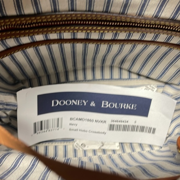 Dooney and Bourke Small Hobo Crossboby Handbag - Picture 3 of 8